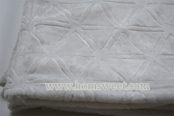 Fashion 3D Embossed Mink Fleece    Throw