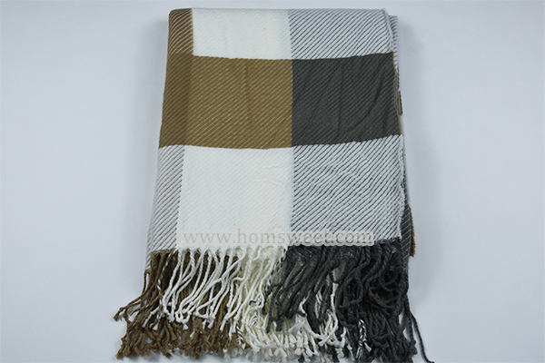 Elegant Woven Throw