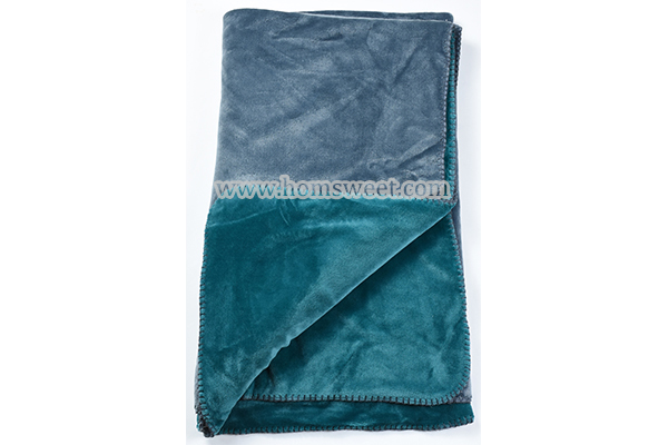 Hot Selling 2 color Mink Fleece Throw