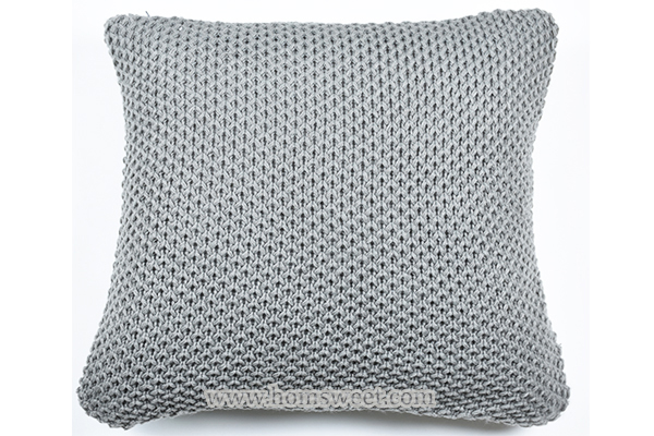 Luxury Decorative Knitted Pillow             