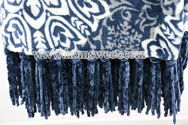  Hot Selling Printed Mink Fleece Throw With Chenille Fringes